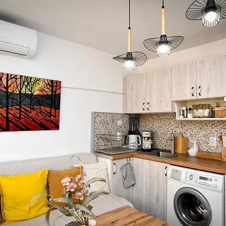 Center Point Apartment