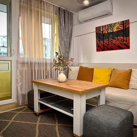 Apartment Center Point